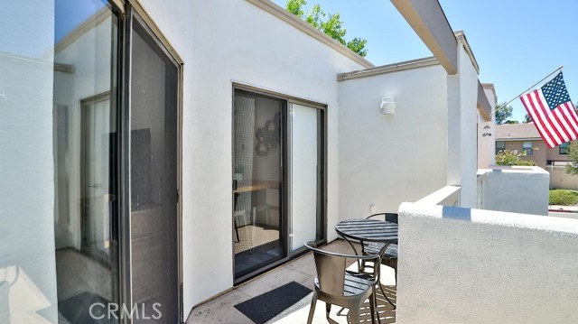 5739 E Stillwater Avenue, Orange CA: https://media.crmls.org/medias/1e9083c3-4e16-41c3-8398-1024749bb427.jpg