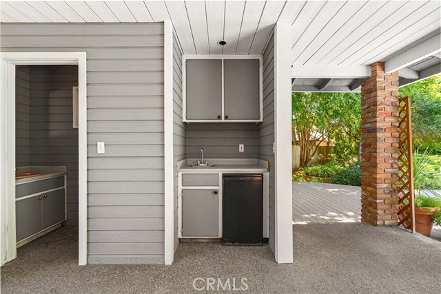 2176 Bidwell Avenue, Chico CA: https://media.crmls.org/medias/1e908d77-aa77-40b6-b68f-be7bf1e9202e.jpg