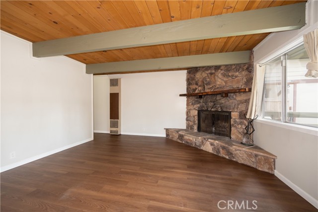 Detail Gallery Image 3 of 21 For 2064 9th Ln, Big Bear City,  CA 92314 - 2 Beds | 1 Baths