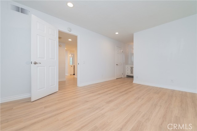 Detail Gallery Image 17 of 23 For 61 Greenfield #68,  Irvine,  CA 92614 - 2 Beds | 1 Baths