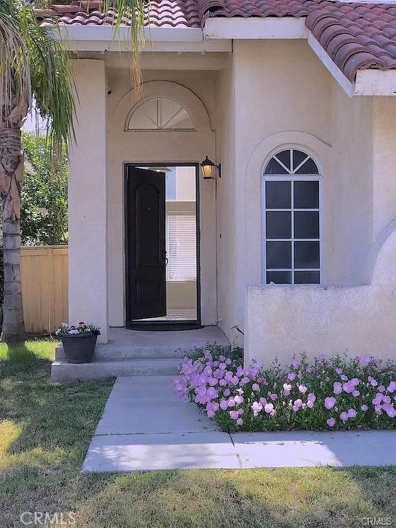 Detail Gallery Image 4 of 19 For 3535 Windstorm Way, Riverside,  CA 92503 - 4 Beds | 2/1 Baths