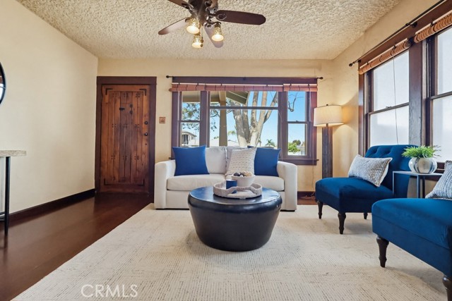 Detail Gallery Image 10 of 39 For 921 W 24th, San Pedro,  CA 90731 - 2 Beds | 1 Baths