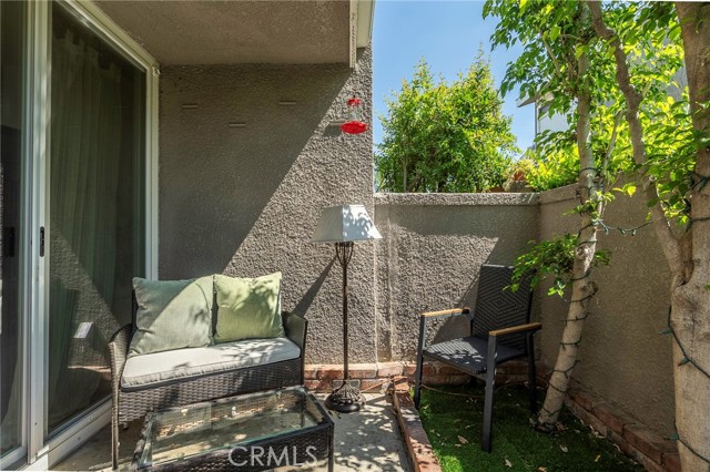 23549 Victory blvd., West Hills CA: https://media.crmls.org/medias/1e928ed8-e0ab-448f-8f2b-017e97bba955.jpg