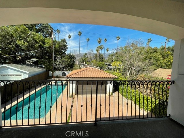 Detail Gallery Image 6 of 15 For 1717 Oakdale St, Pasadena,  CA 91106 - 4 Beds | 5 Baths