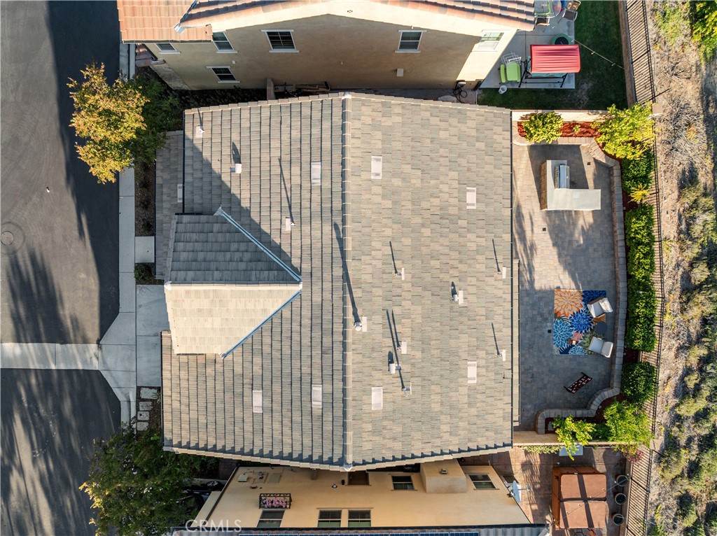 https://media.crmls.org/medias/1e93916f-6405-49c8-a780-5e981d2951c7.jpg?preset=X-Large