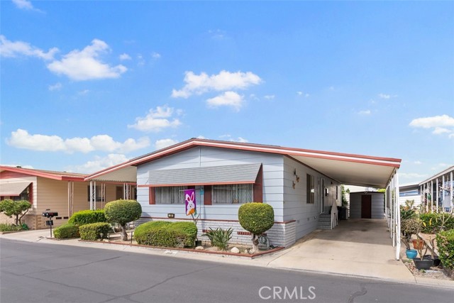 Detail Gallery Image 2 of 24 For 1400 S Sunkist St #206,  Anaheim,  CA 92806 - 2 Beds | 2 Baths