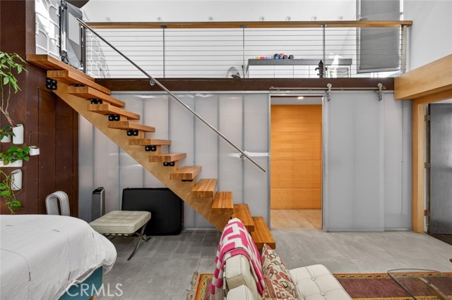 Detail Gallery Image 34 of 62 For 219 Colton, Newport Beach,  CA 92663 - 4 Beds | 3 Baths