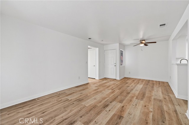 16377 Lakeshore, Lake Elsinore CA: https://media.crmls.org/medias/1e954ef9-d496-45aa-82e3-84b116d0f32f.jpg