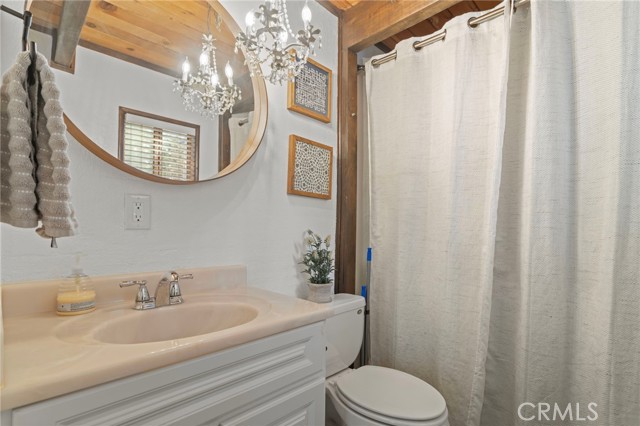 Detail Gallery Image 13 of 24 For 2060 7th Ln, Big Bear City,  CA 92314 - 2 Beds | 1/1 Baths