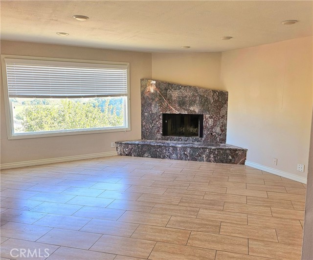 Detail Gallery Image 13 of 20 For 26326 Delos Dr, Torrance,  CA 90505 - 4 Beds | 2/2 Baths