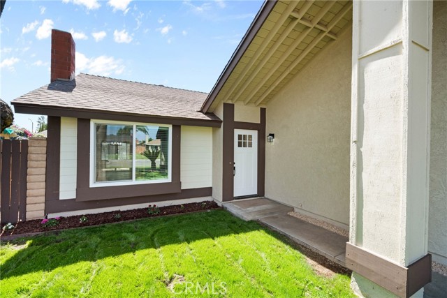 815 Pepperwood Street, Colton CA: https://media.crmls.org/medias/1e9676d6-4ffe-4d98-9f69-4934aa457bd4.jpg