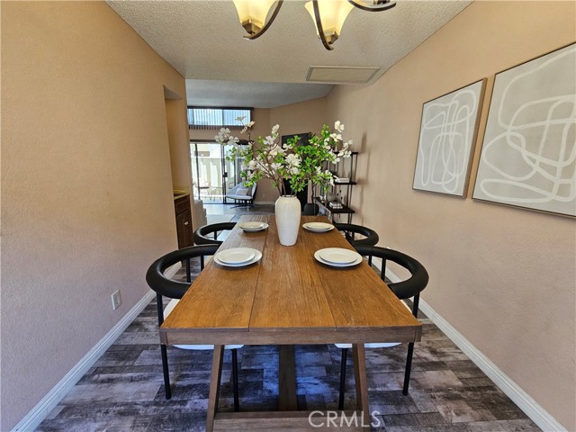 Detail Gallery Image 14 of 41 For 511 E Live Oak Ave #7,  Arcadia,  CA 91006 - 2 Beds | 2/1 Baths