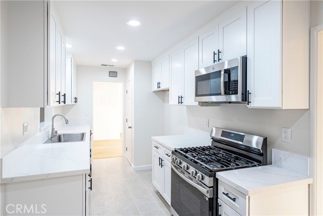 Detail Gallery Image 8 of 35 For 1014 S Susanna Ave, West Covina,  CA 91790 - 3 Beds | 2 Baths