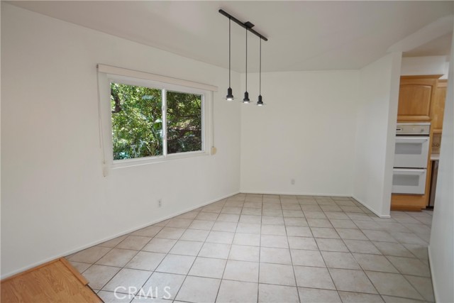 4182 Sunswept Drive, Studio City CA: https://media.crmls.org/medias/1e97da84-d95d-46c5-9423-0bba25ba0919.jpg