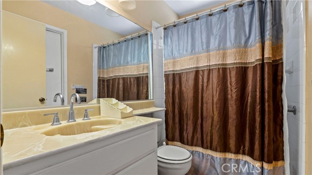 Detail Gallery Image 17 of 33 For 10847 Spyglass Dr, Rancho Cucamonga,  CA 91730 - 4 Beds | 3 Baths