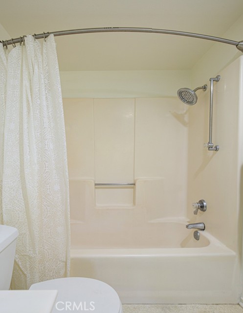 Detail Gallery Image 22 of 27 For 5533 via La Mesa #B,  Laguna Woods,  CA 92637 - 2 Beds | 2 Baths