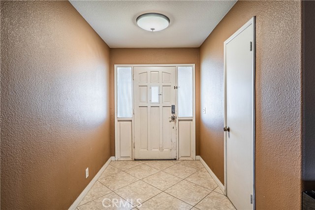 Detail Gallery Image 13 of 74 For 23825 N Canyon Lake Dr, Canyon Lake,  CA 92587 - 3 Beds | 2 Baths
