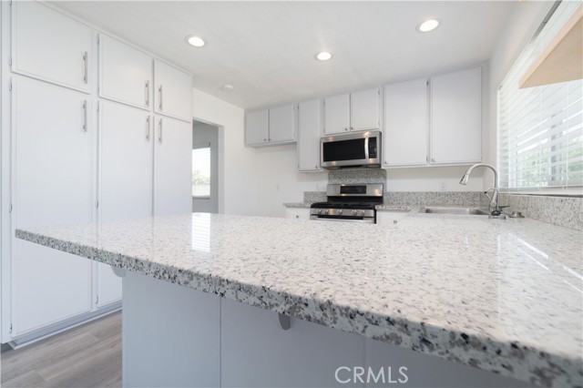 491 Las Lomas Road, Duarte CA: https://media.crmls.org/medias/1e99a7ae-cb6a-4839-a4e1-8570747eabc3.jpg