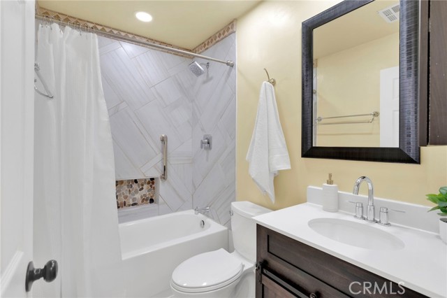 Detail Gallery Image 24 of 52 For 19140 Lenca Rd, Apple Valley,  CA 92307 - 3 Beds | 2 Baths