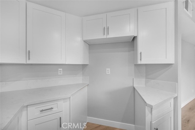 645 Chestnut Avenue, Long Beach CA: https://media.crmls.org/medias/1e9ab8bc-88e2-4691-882d-283324663ca1.jpg