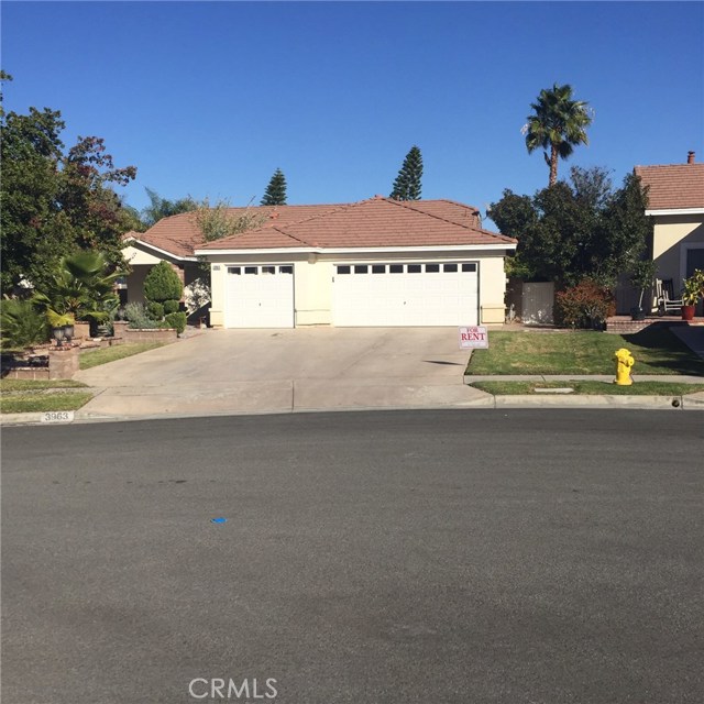 3963 Camelback Circle, Corona, CA 92883