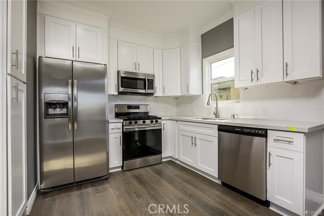 Detail Gallery Image 13 of 20 For 624 N Dalton Ave, Azusa,  CA 91702 - 3 Beds | 1 Baths