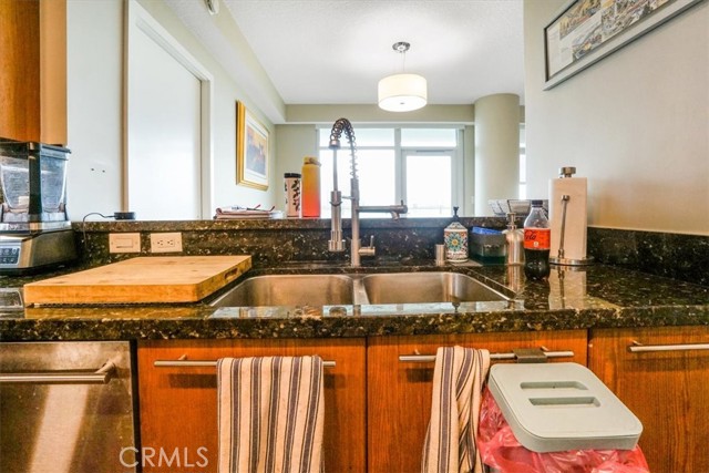 3141 Michelson Drive, Irvine CA: https://media.crmls.org/medias/1e9c3339-1214-4e99-a42c-45a4bd58eac9.jpg