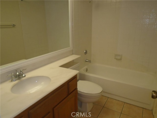 Detail Gallery Image 18 of 33 For 19 Goldstar, Pomona,  CA 91766 - 3 Beds | 2/1 Baths