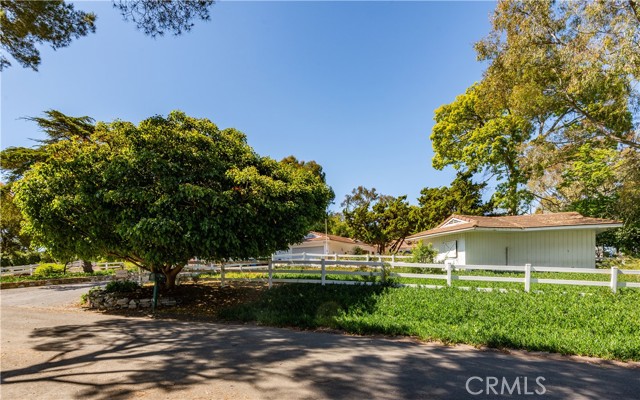 3 Spur Lane, Rolling Hills, California 90274, 4 Bedrooms Bedrooms, ,2 BathroomsBathrooms,Residential,For Sale,Spur,PV24125036