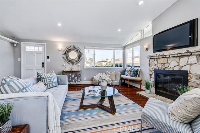 Detail Gallery Image 10 of 40 For 2230 Curtis, Redondo Beach,  CA 90278 - 3 Beds | 2 Baths