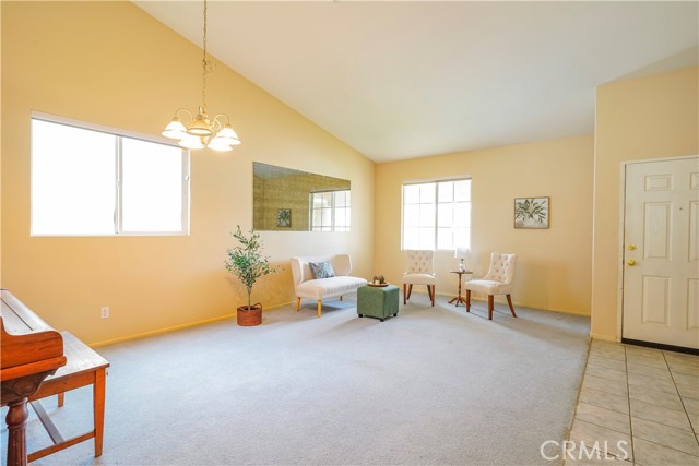 Detail Gallery Image 10 of 41 For 35991 Elaine Way, Yucaipa,  CA 92399 - 4 Beds | 2 Baths