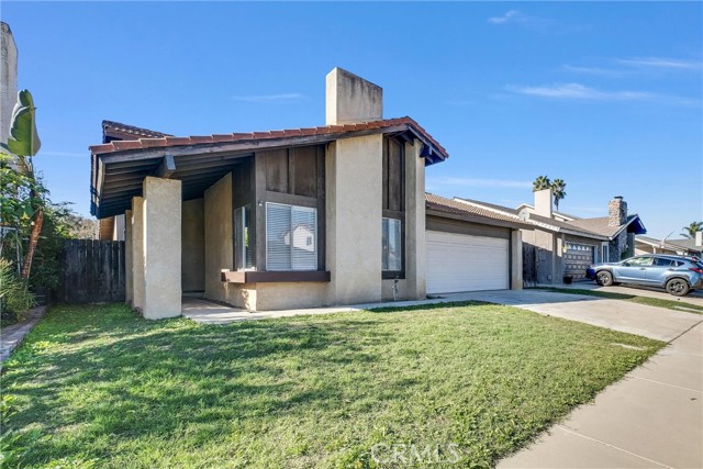 Detail Gallery Image 3 of 29 For 13388 Wisteria Pl, Chino,  CA 91710 - 4 Beds | 2 Baths