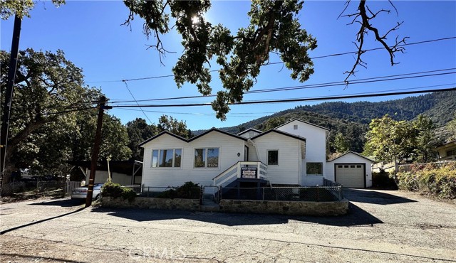 Detail Gallery Image 8 of 23 For 3724 3724 Encino Trl, Frazier Park,  CA 93225 - 4 Beds | 2/1 Baths