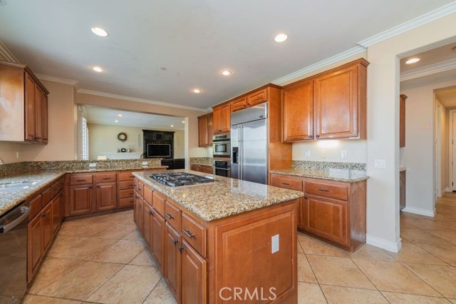 Detail Gallery Image 7 of 41 For 2148 Sageleaf Cir, Corona,  CA 92882 - 5 Beds | 4 Baths