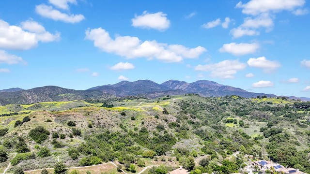 15 Cielo Azul, Mission Viejo CA: https://media.crmls.org/medias/1ea0b786-7084-4362-a737-7d22674e5e45.jpg