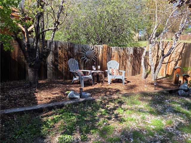 Detail Gallery Image 25 of 28 For 42806 Cougar, Big Bear Lake,  CA 92315 - 2 Beds | 2 Baths