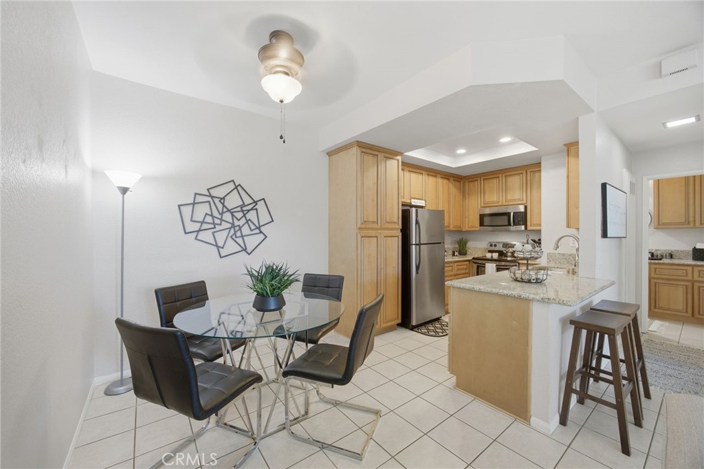 MLS #OC25256056 image #8