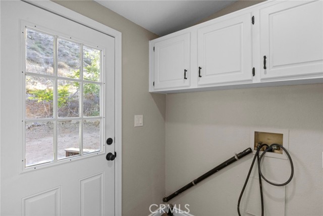 27255 Vista Avenue, Perris CA: https://media.crmls.org/medias/1ea1853b-e3fa-4c36-9d20-94de460fdb79.jpg