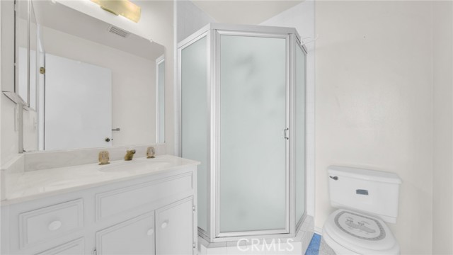 824 W 6th Street, San Pedro CA: https://media.crmls.org/medias/1ea187f3-0810-4771-8a02-26cdd6e9cfe9.jpg