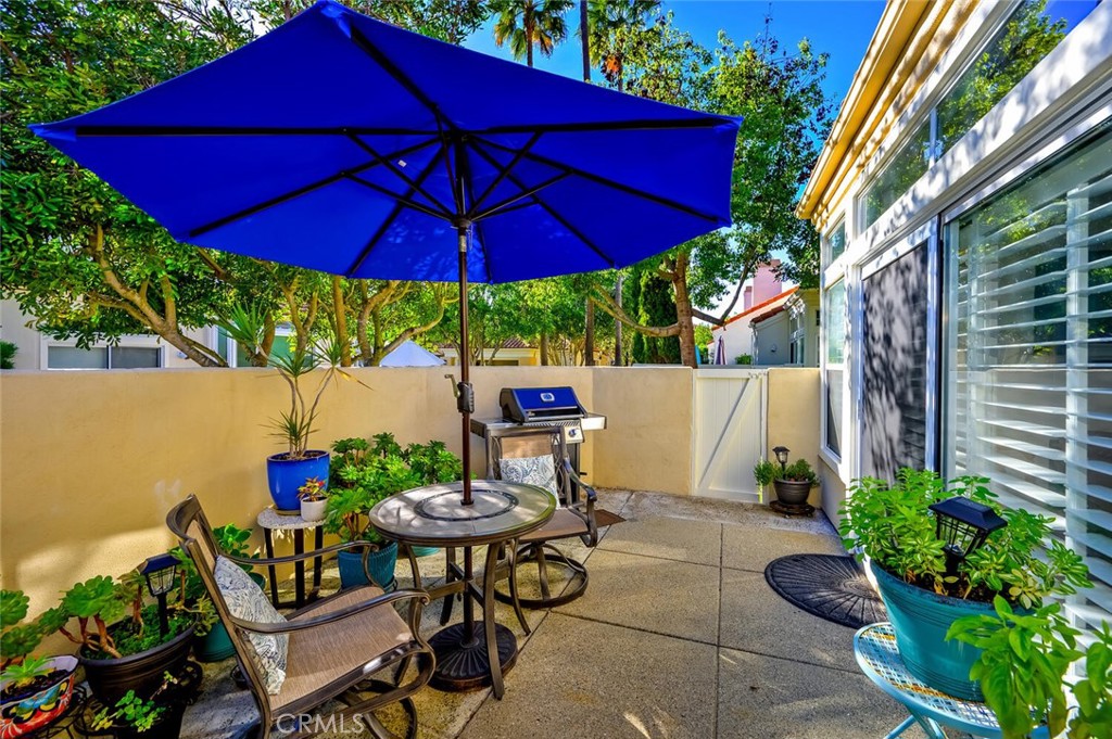 MLS #OC25273141 image #23