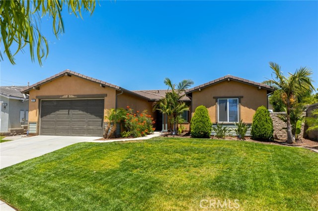 Detail Gallery Image 1 of 1 For 7014 Cayuga Way, Corona,  CA 92880 - 4 Beds | 2 Baths