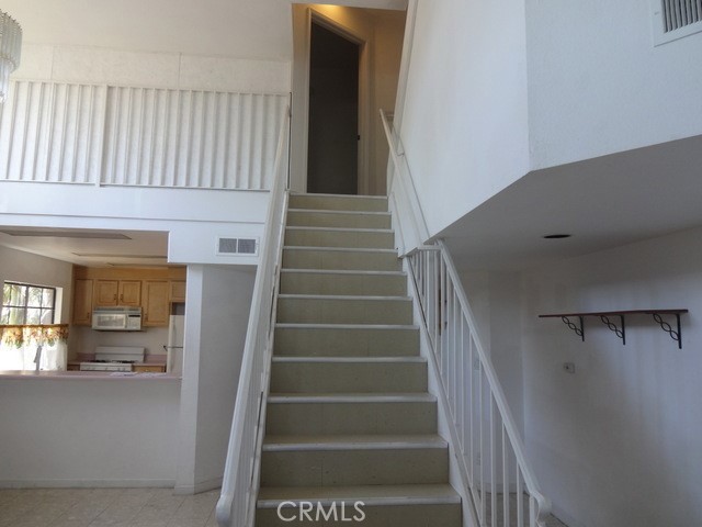 Detail Gallery Image 21 of 30 For 11417 Culver Bld #2,  Los Angeles,  CA 90066 - 4 Beds | 3 Baths