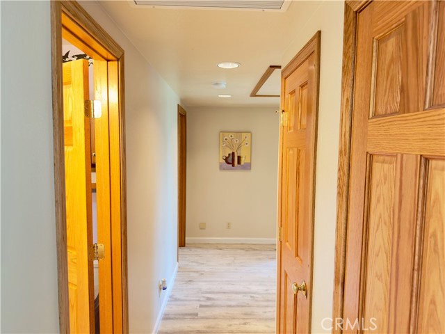 Detail Gallery Image 13 of 27 For 4917 Burnaby Dr, Covina,  CA 91724 - 3 Beds | 2 Baths
