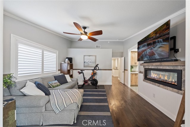Detail Gallery Image 15 of 32 For 24388 Kentucky Derby Way, Murrieta,  CA 92562 - 3 Beds | 2 Baths