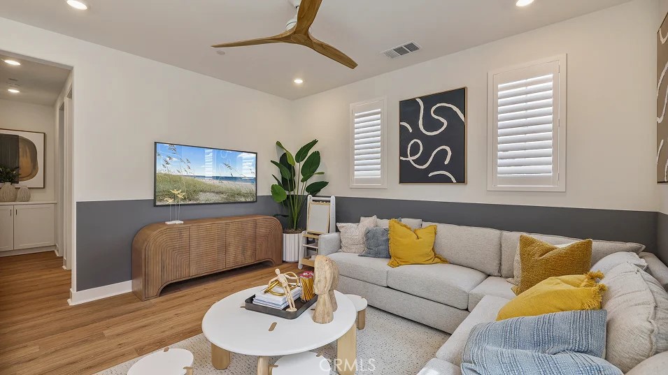 MLS #OC25222995 image #21