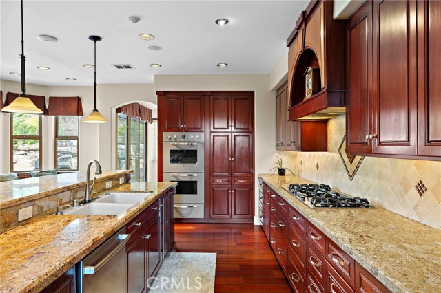 Detail Gallery Image 14 of 66 For 32971 Pinnacle Drive, Trabuco Canyon,  CA 92679 - 6 Beds | 4/1 Baths