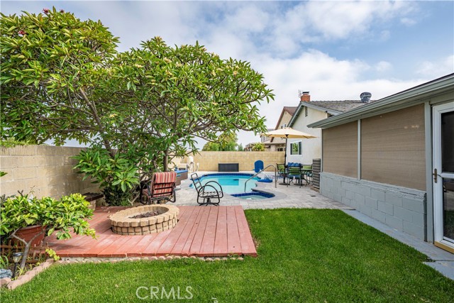 11811 La Serna Drive, Whittier CA: https://media.crmls.org/medias/1ea4bb77-7737-404e-8176-6d50915e9bfd.jpg