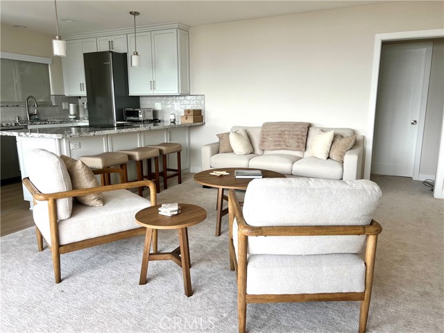 240 Moss, Laguna Beach CA: https://media.crmls.org/medias/1ea4c7db-284b-41ca-adc2-95a8a7fe6b9f.jpg