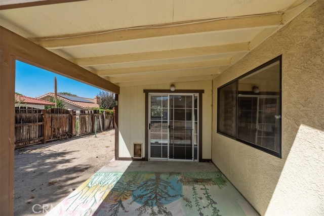 12690 Augusta Way, Victorville CA: https://media.crmls.org/medias/1ea59373-da0c-4699-bdc0-115c15a03a2a.jpg
