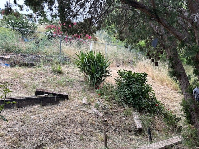 Detail Gallery Image 7 of 26 For 27135 Cabrera, Saugus,  CA 91350 - 4 Beds | 2 Baths